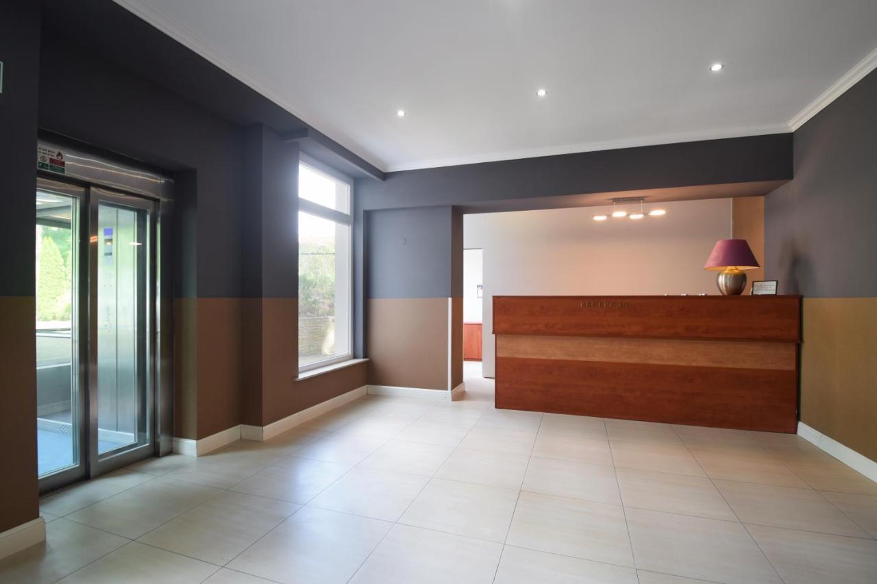 Baltic Park Grandinn By The Beach, Przy Plazy بوستكوفو المظهر الخارجي الصورة